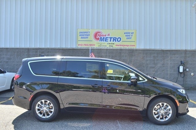 2026 Chrysler Pacifica SELECT AWD