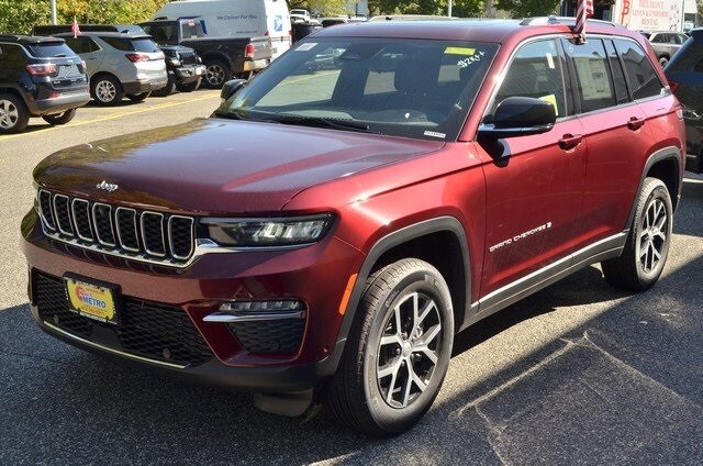 2025 Jeep Grand Cherokee Limited photo 4