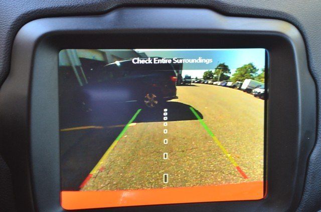 2022 Jeep Renegade Latitude - Photo 32