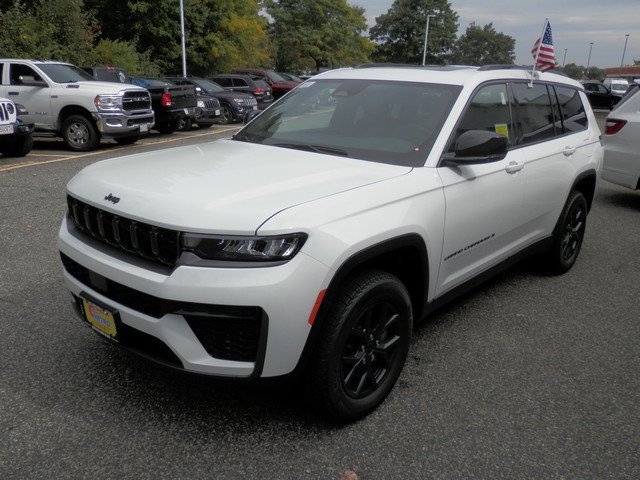 New 2027 Jeep Grand Cherokee L 3 Row LAREDO 4X4 Sport Utility