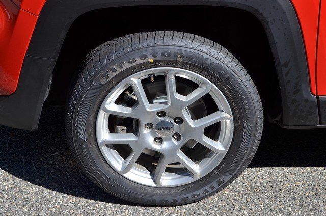 2022 Jeep Renegade Latitude - Photo 13