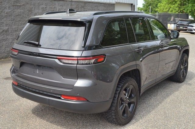 2023 Jeep Grand Cherokee Altitude - Photo 8