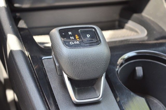 2024 Nissan Rogue SV - Photo 29