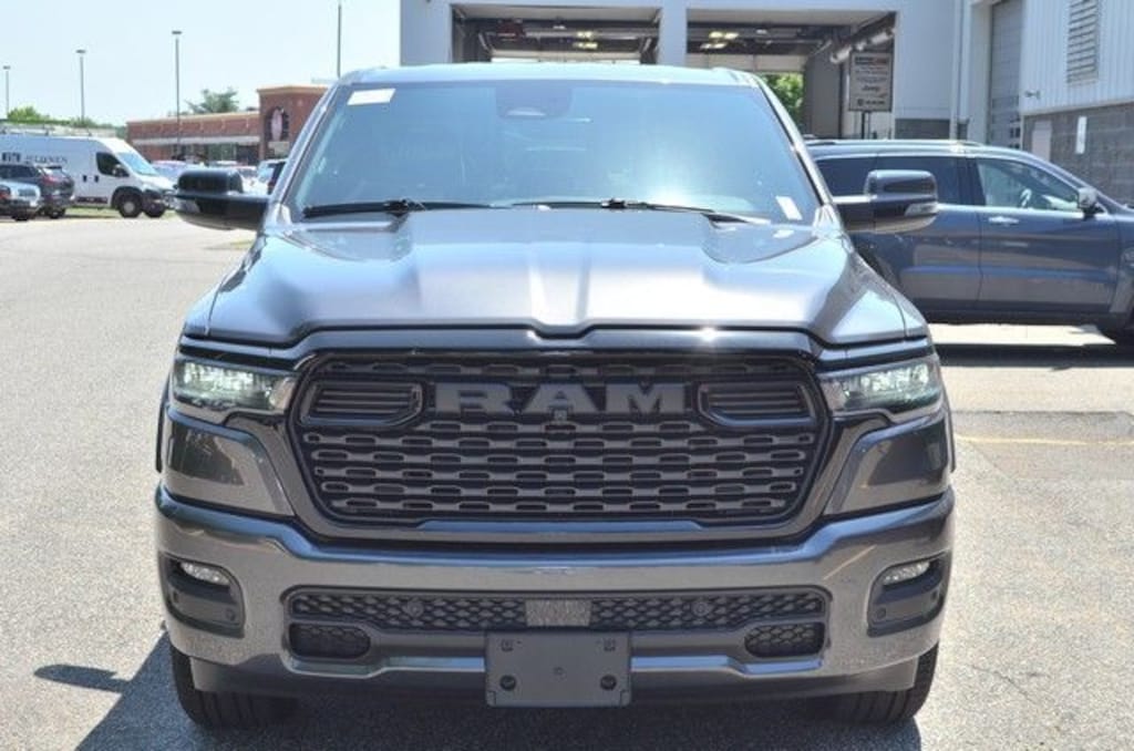 New 2026 Ram 1500 BIG HORN CREW CAB 4X4 5'7 BOX Pickup