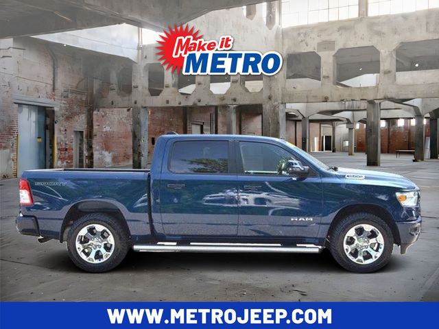 2023 RAM 1500 Big Horn/Lone Star 4x4 Crew Cab 5'7's photo