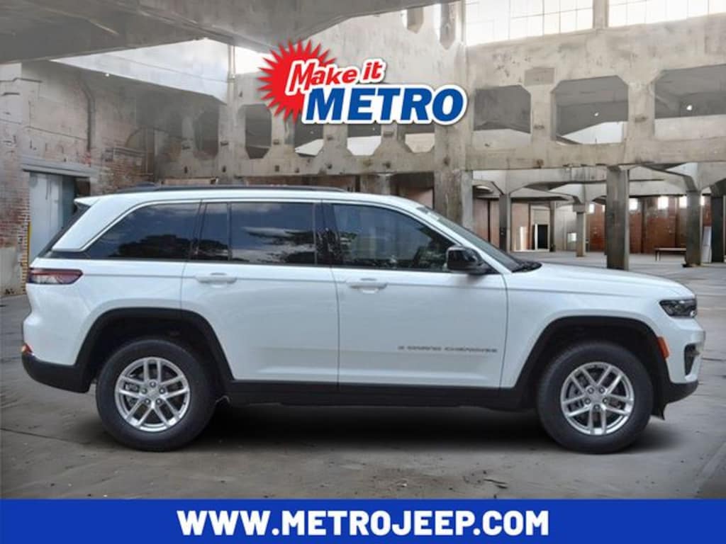 New 2026 Jeep Grand Cherokee LAREDO X 4X4 Sport Utility