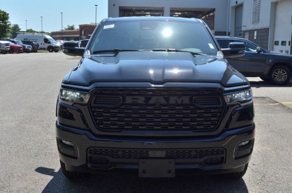 New 2026 Ram 1500 BIG HORN CREW CAB 4X4 5'7 BOX Pickup
