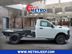2026 Ram 3500 Chassis Cab TRADESMAN  REGULAR  4X4 60' CA Pickup