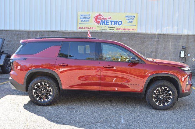 2024 Chevrolet Traverse Z71 - Photo 9