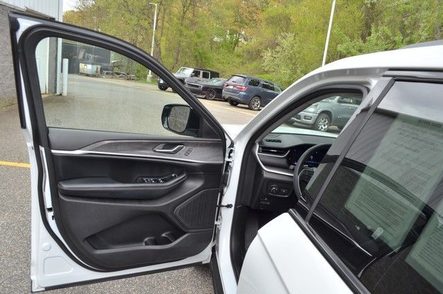 2023 Jeep Grand Cherokee L Limited - Photo 15