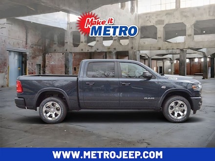 2026 Ram 1500 BIG HORN CREW CAB 4X4 5'7 BOX Pickup
