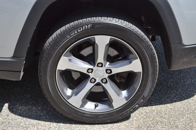 2023 Jeep Grand Cherokee L Limited - Photo 12