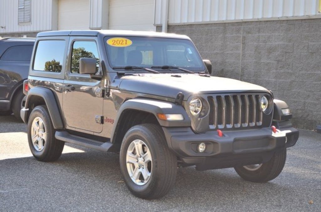 Used 2021 Jeep Wrangler Sport SUV