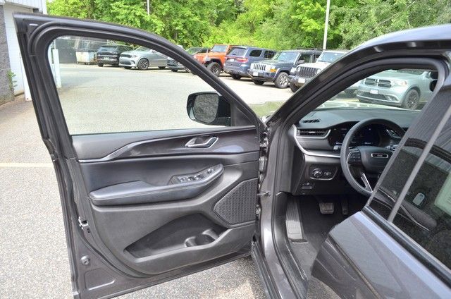 2023 Jeep Grand Cherokee Altitude - Photo 14