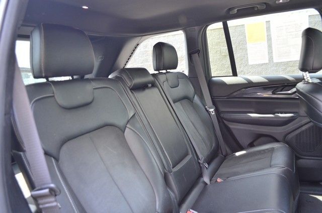 2023 Jeep Grand Cherokee Altitude - Photo 37