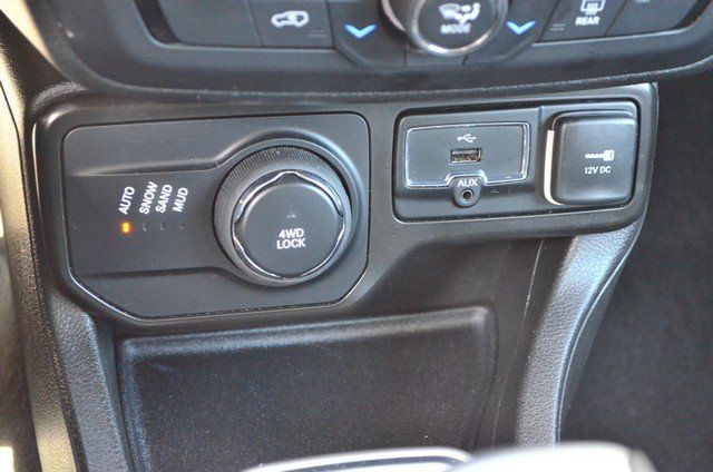 2022 Jeep Renegade Latitude - Photo 29