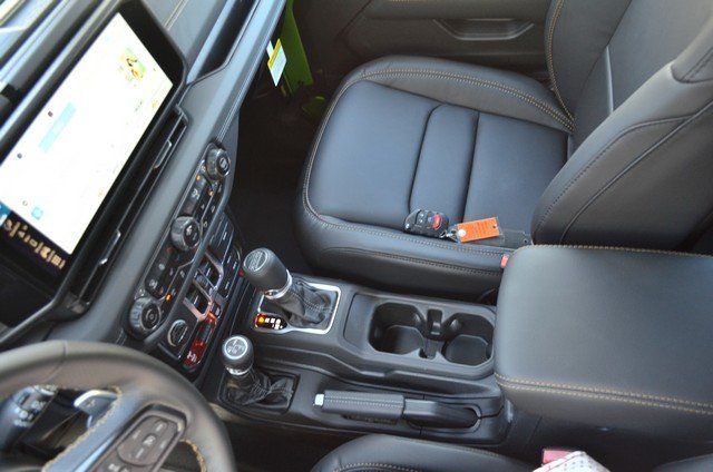 2025 Jeep Wrangler 4-Door Rubicon 392 Final Edition - Photo 24