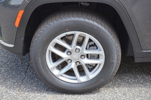 2025 Jeep Grand Cherokee L Laredo - Photo 13