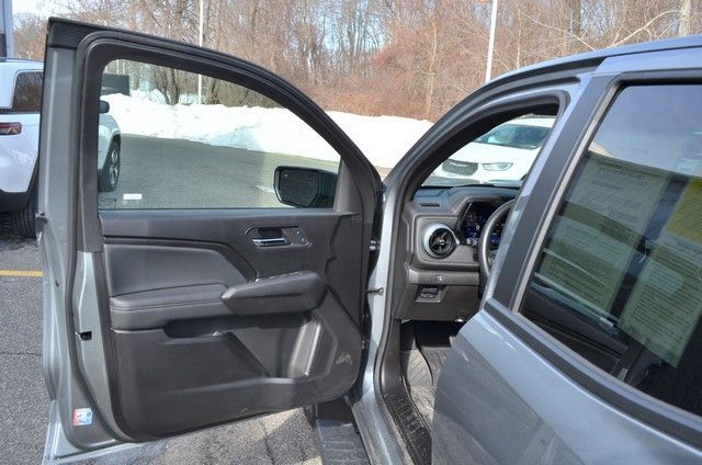 2024 Chevrolet Colorado LT - Photo 15