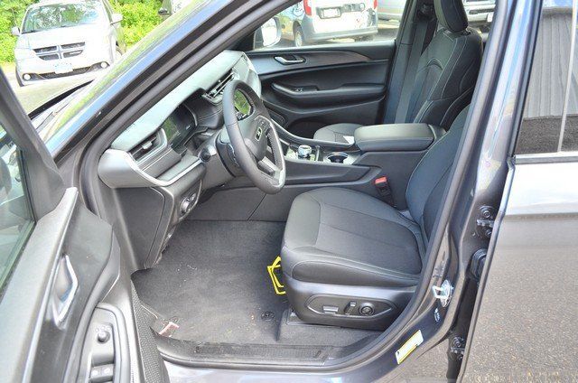 2025 Jeep Grand Cherokee L Laredo - Photo 17