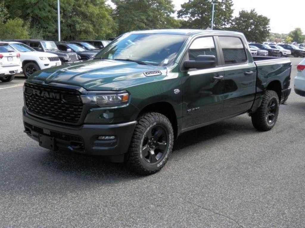 New 2026 Ram 1500 WARLOCK CREW CAB 4X4 5'7 BOX Pickup