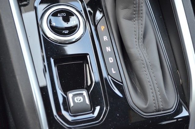 2024 Chevrolet Colorado LT - Photo 28