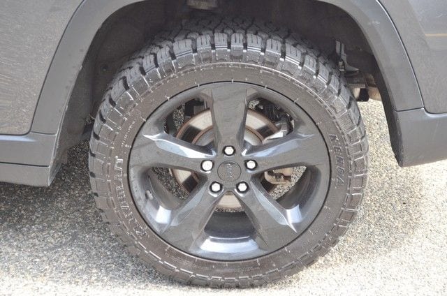 2023 Jeep Grand Cherokee Altitude - Photo 12