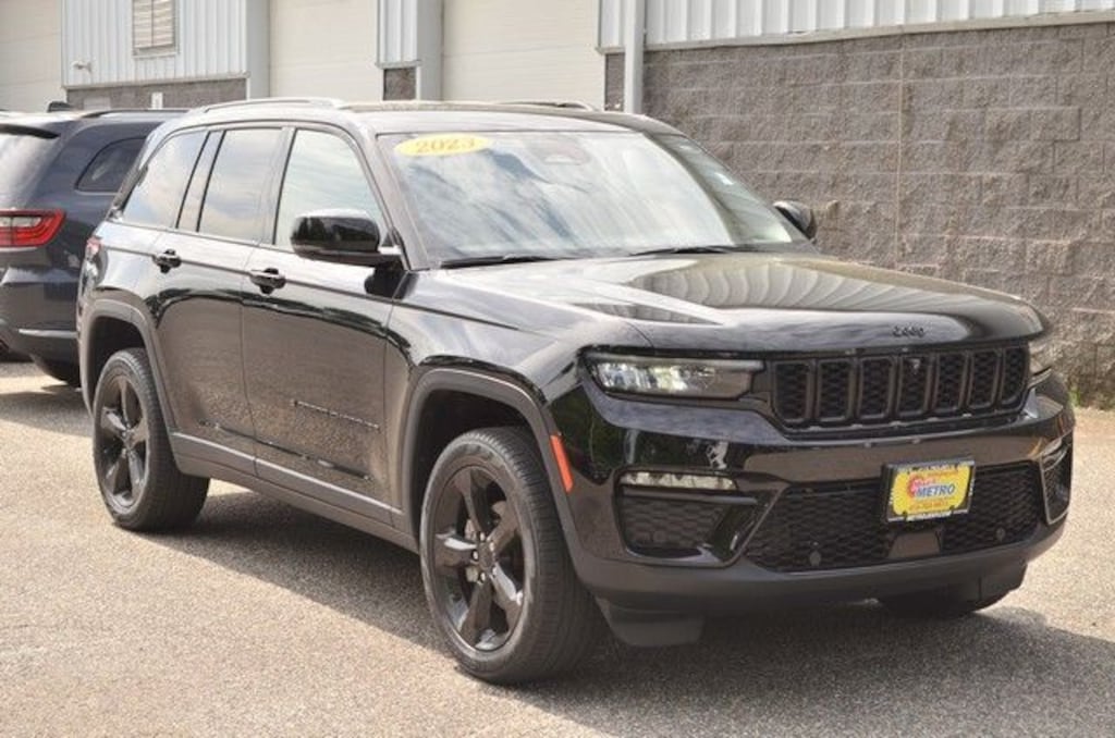 Used 2023 Jeep Grand Cherokee
