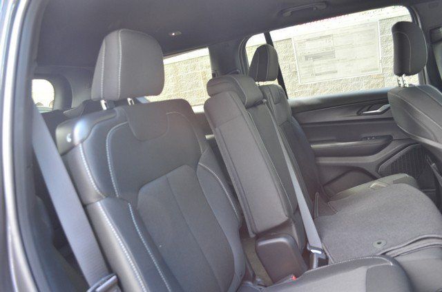 2025 Jeep Grand Cherokee L Laredo - Photo 38