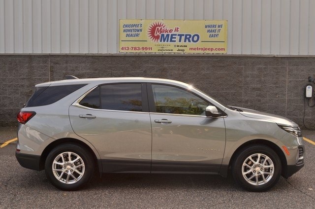 2024 Chevrolet Equinox LT's photo