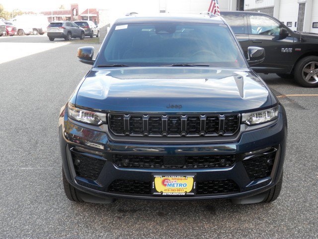 New 2027 Jeep Grand Cherokee L 3 Row LIMITED 4X4 Sport Utility