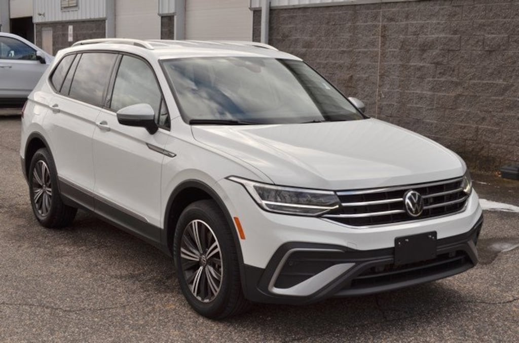 Used 2024 Volkswagen Tiguan 2.0T Wolfsburg Edition SUV