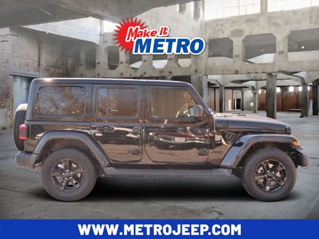 Used 2021 Jeep Wrangler Unlimited Sahara Altitude SUV