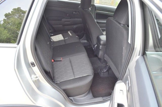 2025 Mitsubishi Outlander Sport - Photo 33