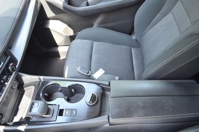 2024 Nissan Rogue SV - Photo 25