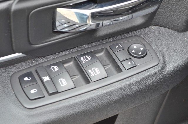 2024 RAM Ram 1500 Classic Warlock - Photo 16