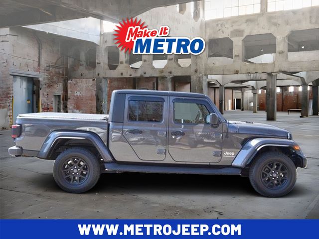 2020 Jeep Gladiator Overland's photo