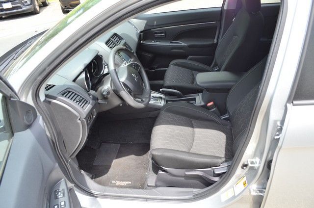 2025 Mitsubishi Outlander Sport - Photo 17
