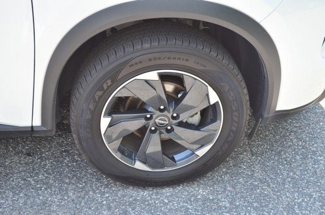 2024 Nissan Rogue SV - Photo 10
