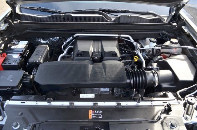 2024 Chevrolet Colorado LT - Photo 38