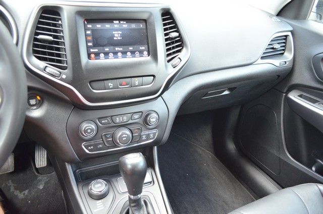 2021 Jeep Cherokee Latitude Lux - Photo 21