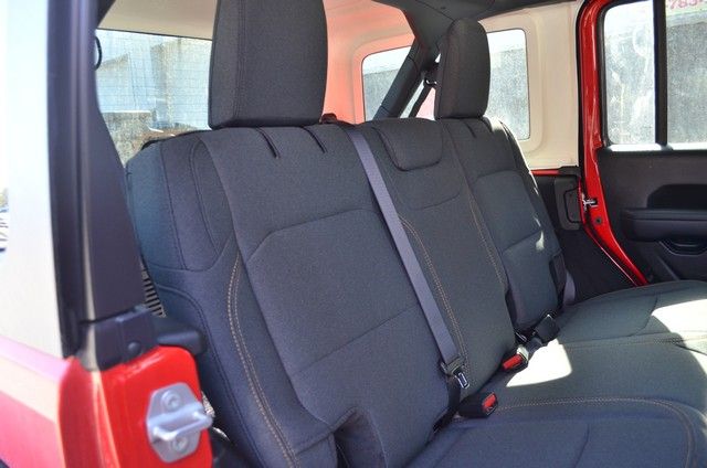2026 Jeep Wrangler 4-Door Willys - Photo 31
