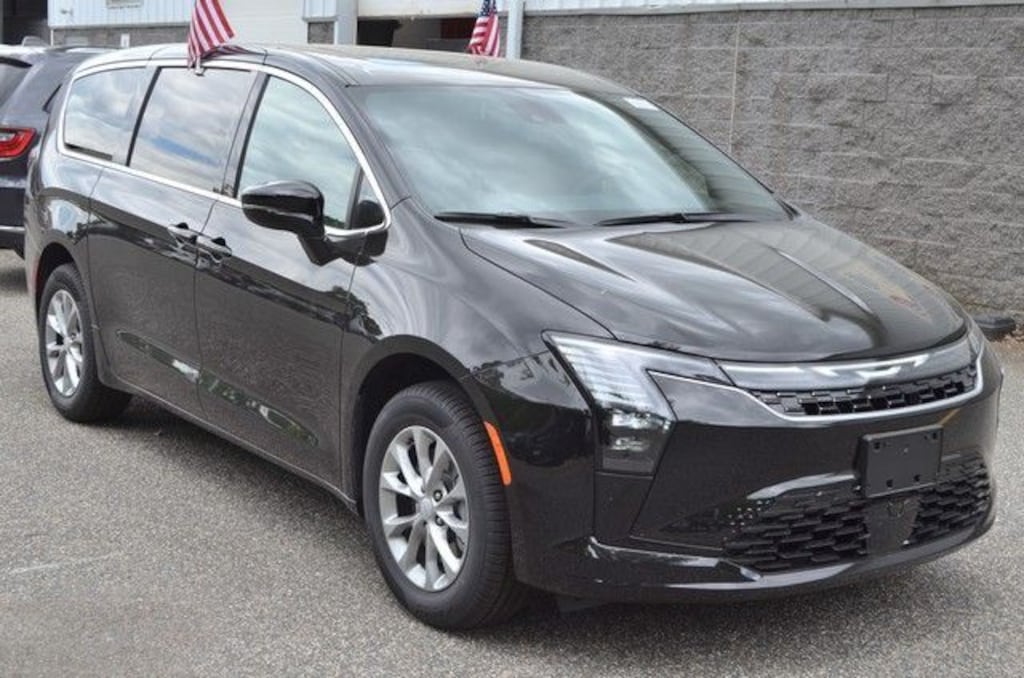 New 2027 Chrysler Pacifica Select Van Passenger Van