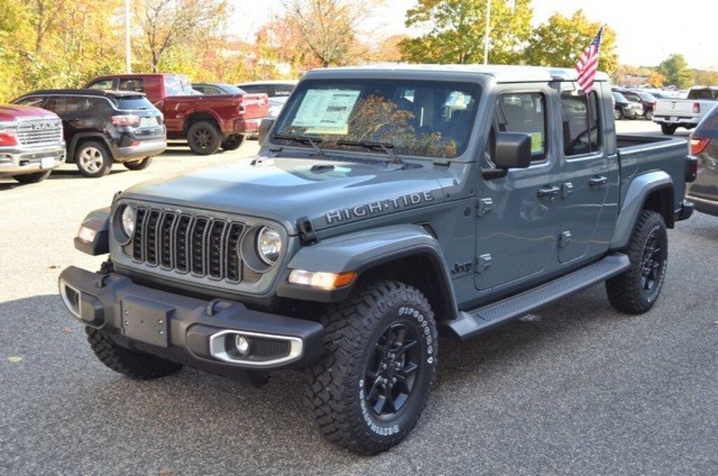 New 2025 Jeep Gladiator Sport Truck Crew Cab