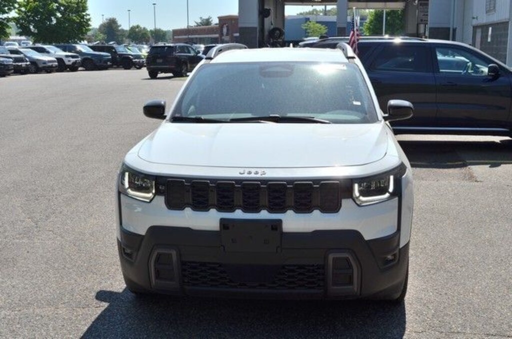 New 2026 Jeep Cherokee Laredo/Limited SUV