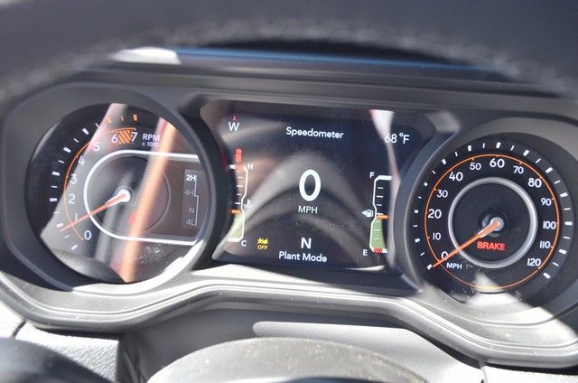 2026 Jeep Wrangler 4-Door Willys - Photo 19