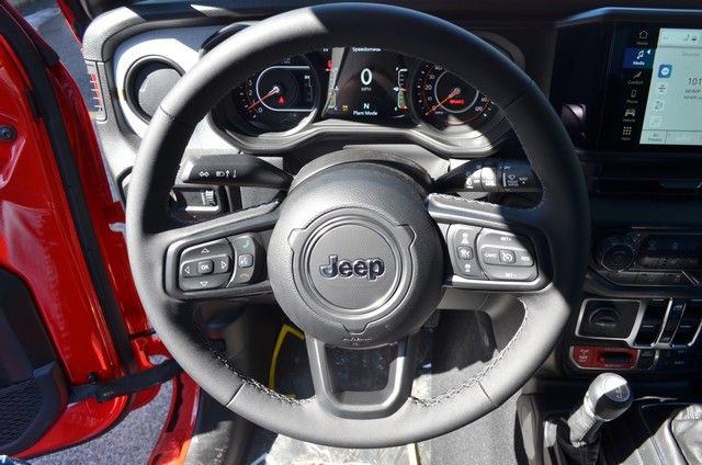 2026 Jeep Wrangler 4-Door Willys - Photo 16