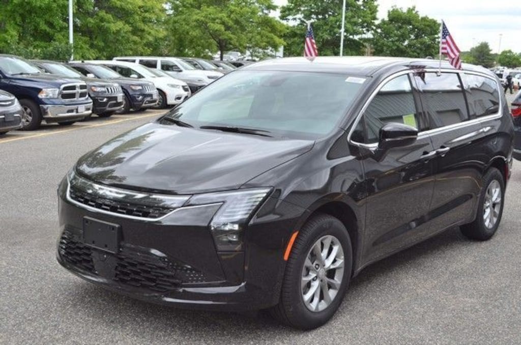 New 2027 Chrysler Pacifica Select Van Passenger Van