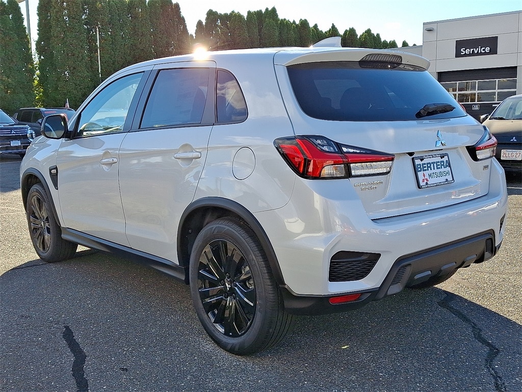 New 2025 Mitsubishi Outlander Sport 2.0 LE SUV