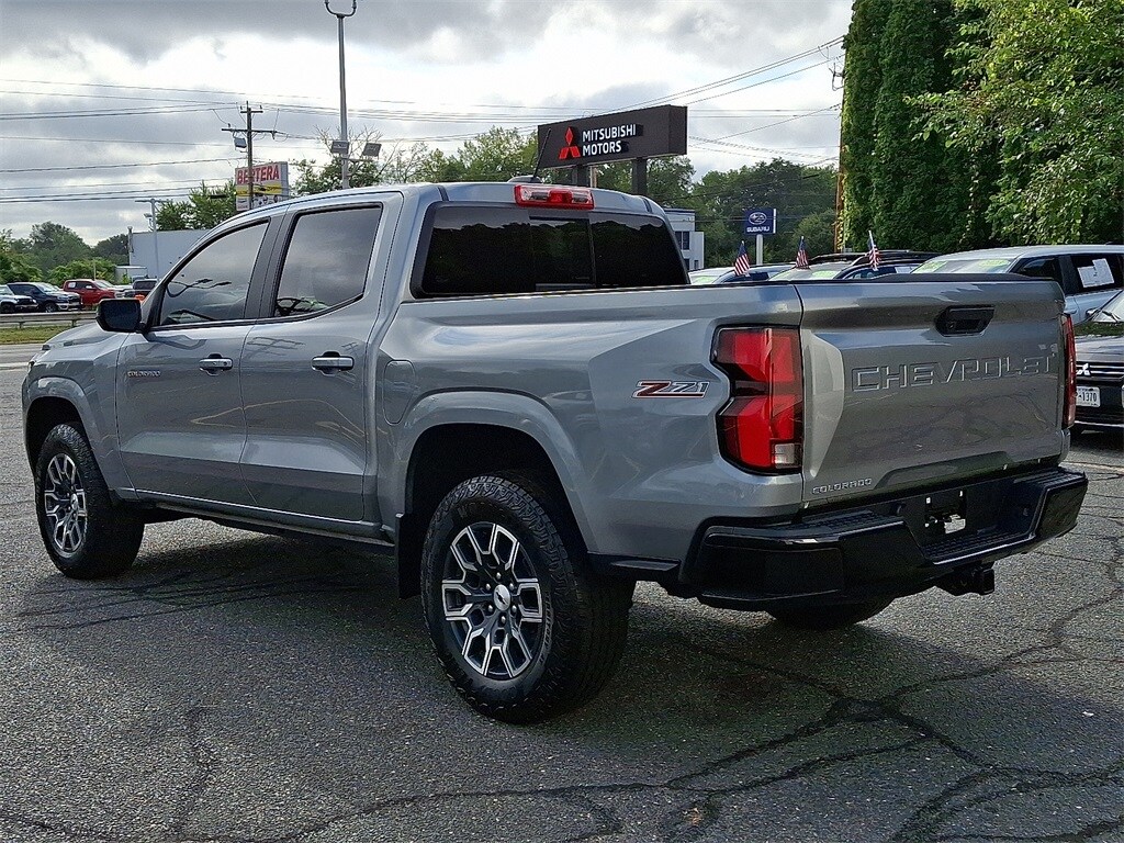 2023 Chevrolet Colorado Z71 photo 4